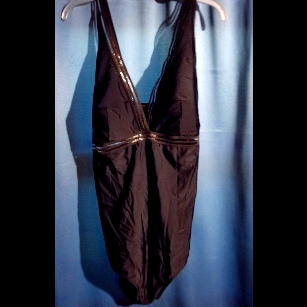 NWOT Torrid Size 3 Black Swimsuit - Picture 3 of 9